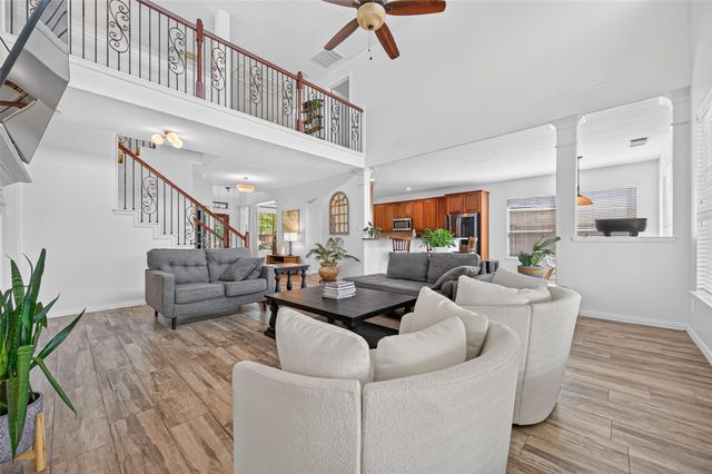 9634 Empress Crossing Drive, Spring, TX 77379