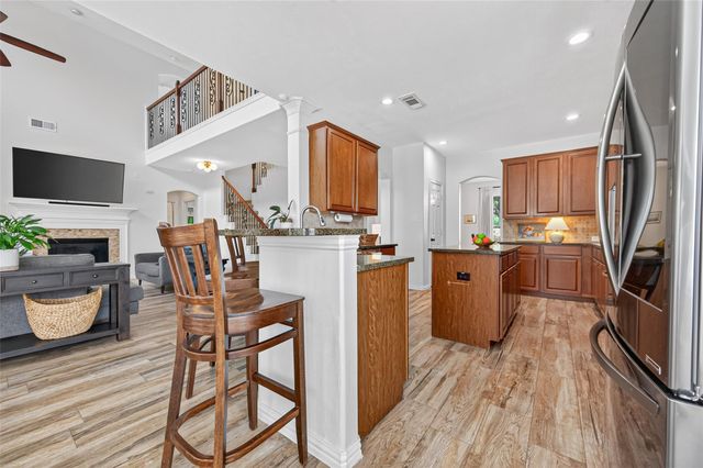 9634 Empress Crossing Drive, Spring, TX 77379