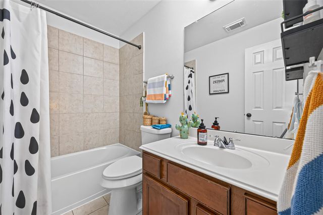 9634 Empress Crossing Drive, Spring, TX 77379