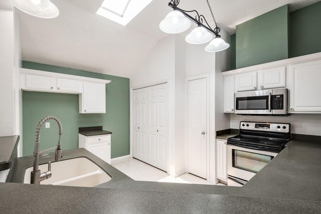 4705 Meadowood Drive, Baytown, TX 77521