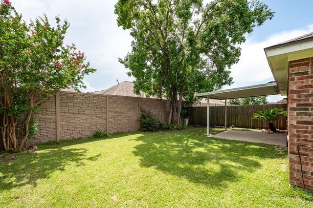 4705 Meadowood Drive, Baytown, TX 77521