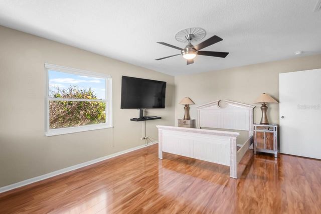 2110 W VIEW DRIVE, Sun City Center, FL 33573