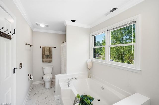 280 Ashmoor Lane, Lexington, NC 27295