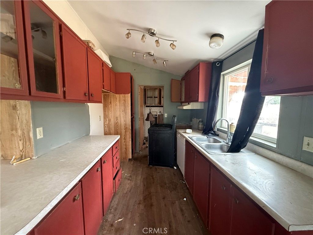 Image 16 of property listing at 45051 Bonny Lane, Aguanga, CA 92536