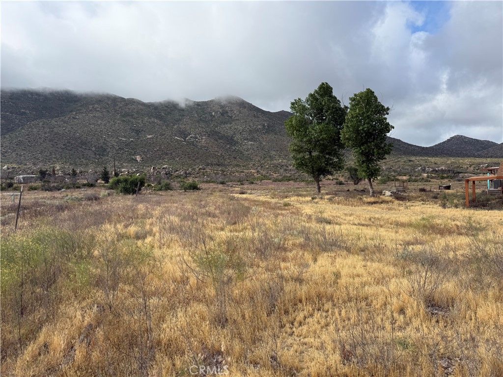Image 2 of property listing at 45051 Bonny Lane, Aguanga, CA 92536