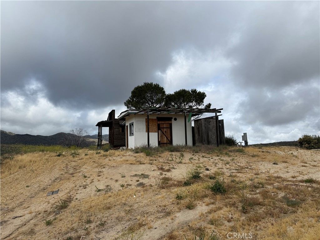 Image 63 of property listing at 45051 Bonny Lane, Aguanga, CA 92536