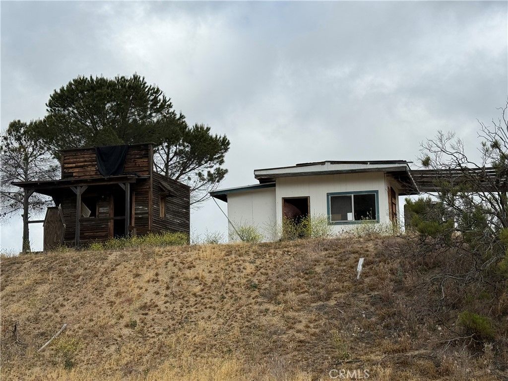 Image 71 of property listing at 45051 Bonny Lane, Aguanga, CA 92536