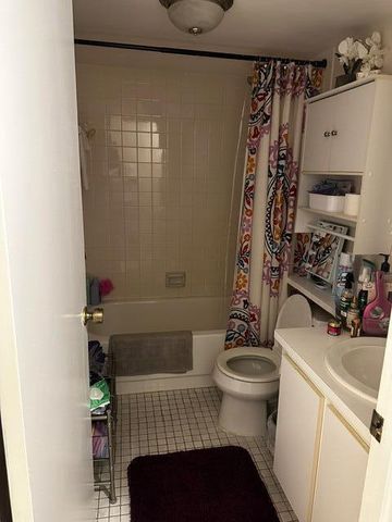 3186 Via Poinciana 306, Lake Worth, FL 33467