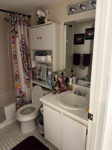 3186 Via Poinciana 306, Lake Worth, FL 33467