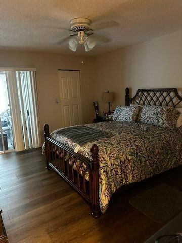 3186 Via Poinciana 306, Lake Worth, FL 33467