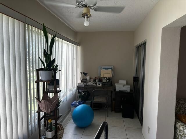 3186 Via Poinciana 306, Lake Worth, FL 33467
