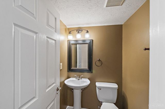 5194 Bay Pointe Drive, Mason, OH 45040