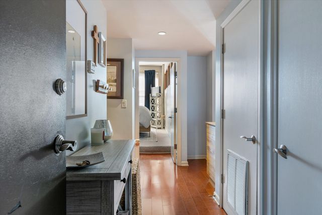 66 Monroe Ave Apt 405, Memphis, TN 38103