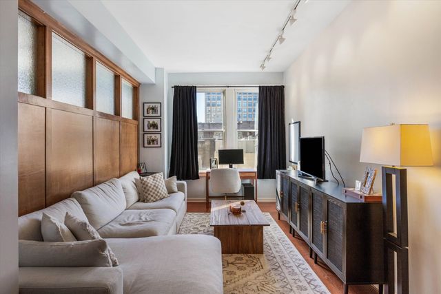 66 Monroe Ave Apt 405, Memphis, TN 38103