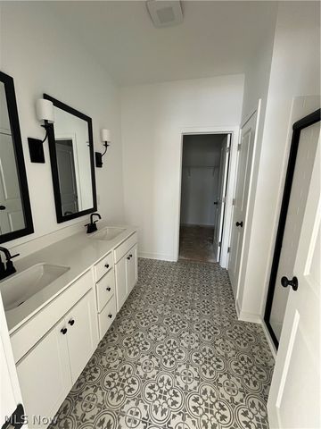 437 Pheasant Run, Elyria, OH 44035