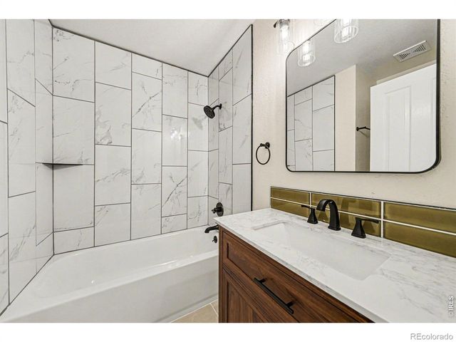 915 Pear Street, Fort Collins, CO 80521