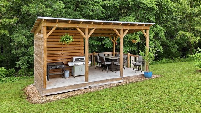 131 Gailey Hollow Road, Highfill, AR 72761