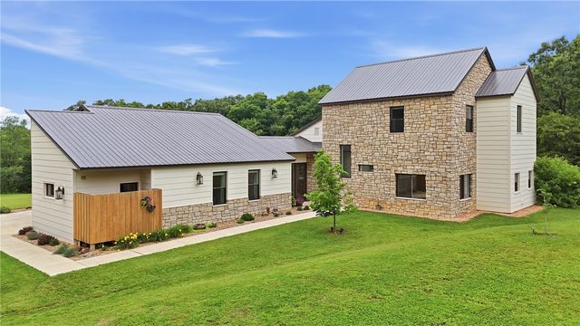 131 Gailey Hollow Road, Highfill, AR 72761