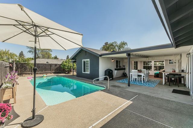 714 E Ann Drive, Reedley, CA 93654