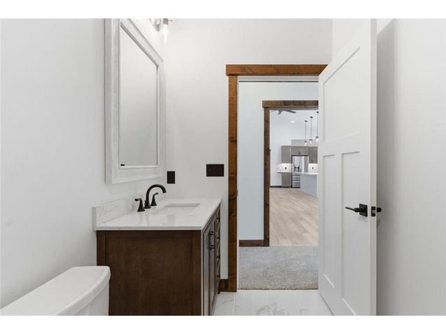 1422 Creekwood Drive, New Richmond, WI 54017