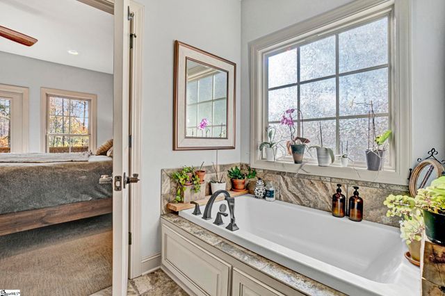 116 Edens Shoals Court, Six Mile, SC 29682