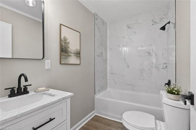 1073 Scenic BLVD, Chesapeake, VA 23322