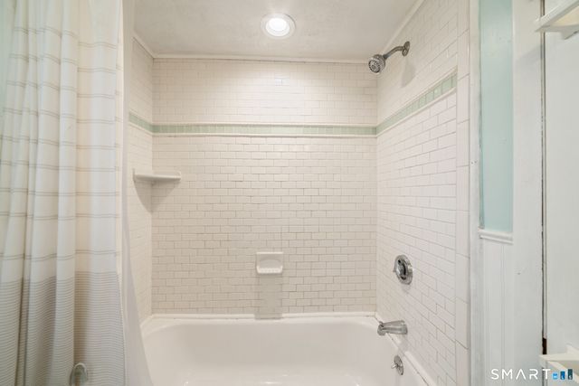 34 Lynn Drive, Monroe, CT 06468