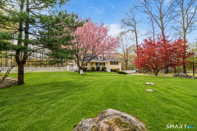 34 Lynn Drive, Monroe, CT 06468