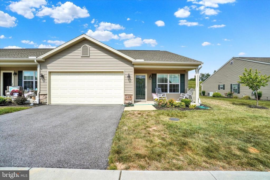 209 PALOMINO WAY, Red Lion, PA 17356