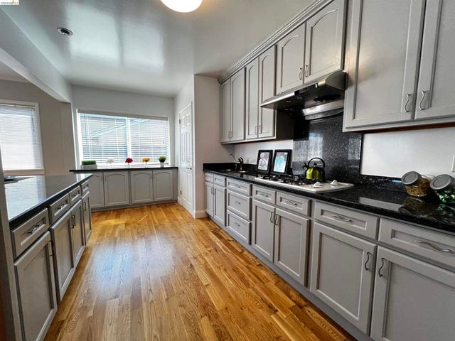 2119 Lincoln Ave, Richmond, CA 94801