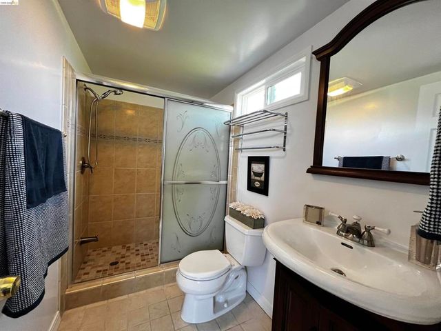 2119 Lincoln Ave, Richmond, CA 94801