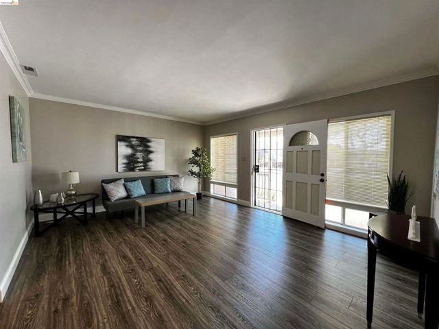 2119 Lincoln Ave, Richmond, CA 94801