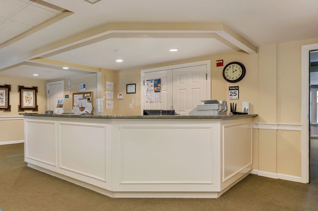 110 Dillingham Ave 212, Falmouth, MA 02540