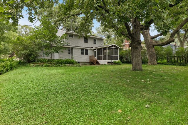 7117 Steepleview Road, Woodbury, MN 55125