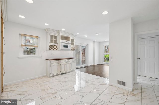 3 HANSEN CT, Narberth, PA 19072