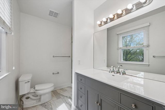 3 HANSEN CT, Narberth, PA 19072