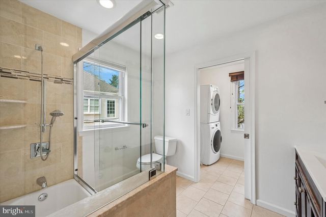 3 HANSEN CT, Narberth, PA 19072