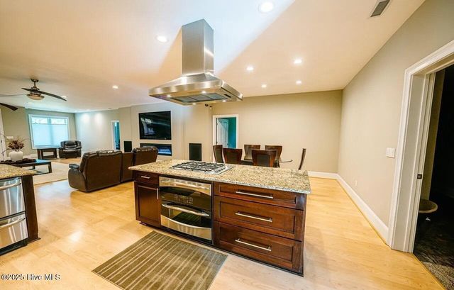 518 Edwards Road, Jacksonville, NC 28540