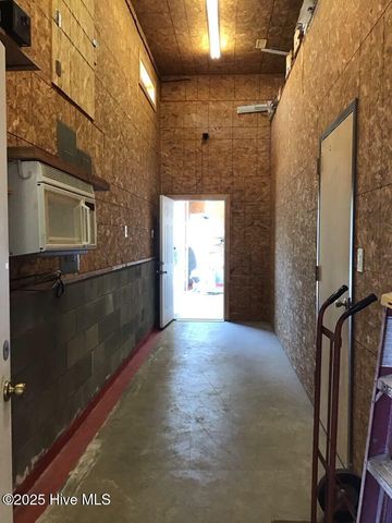 518 Edwards Road, Jacksonville, NC 28540