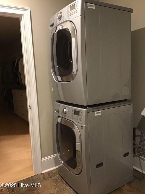 Image 26 of property listing at 518 Edwards Road, Jacksonville, NC 28540