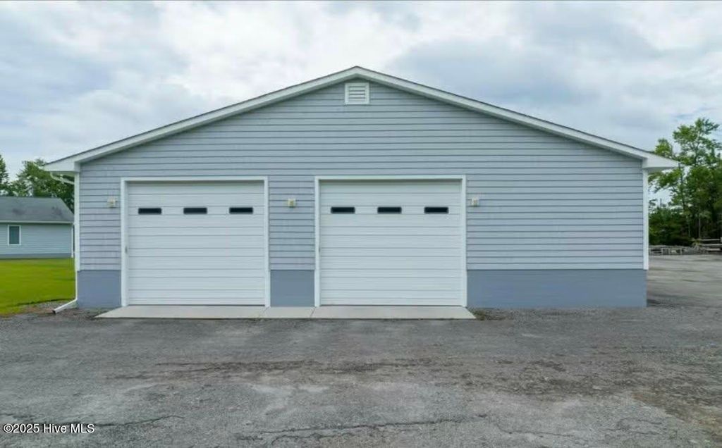 Image 52 of property listing at 518 Edwards Road, Jacksonville, NC 28540