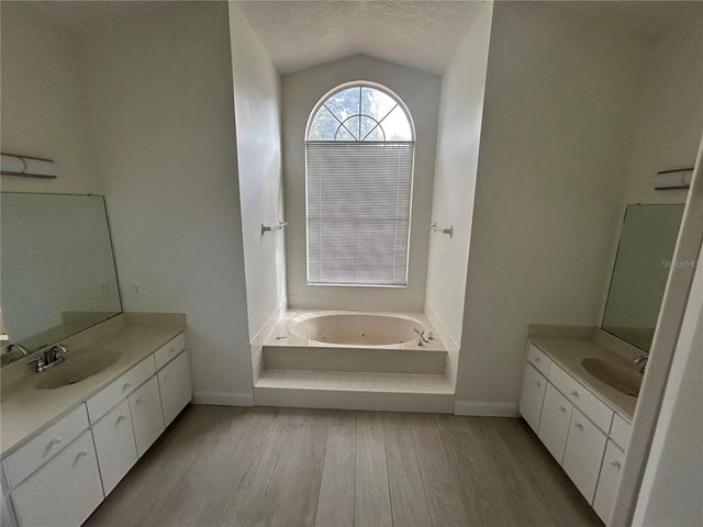 8448 SW 196TH AVENUE ROAD, Dunnellon, FL 34432