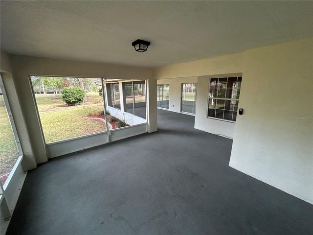 8448 SW 196TH AVENUE ROAD, Dunnellon, FL 34432