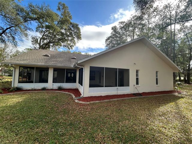 8448 SW 196TH AVENUE ROAD, Dunnellon, FL 34432