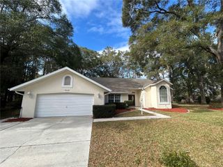 8448 SW 196TH AVENUE ROAD, Dunnellon, FL 34432