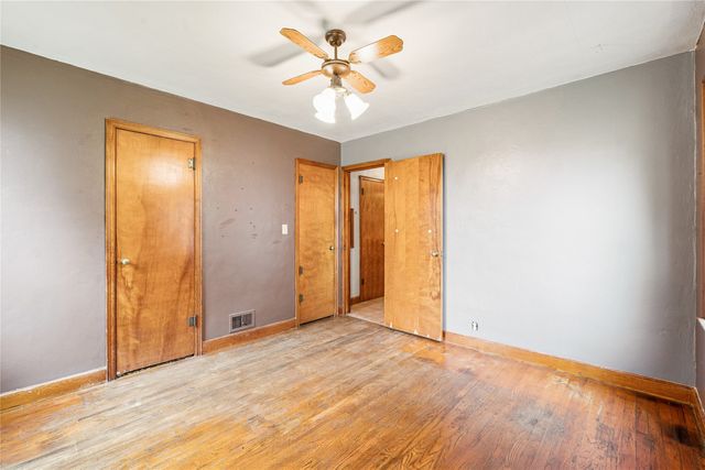 1495 Hickory Avenue, New Sharon, IA 50207