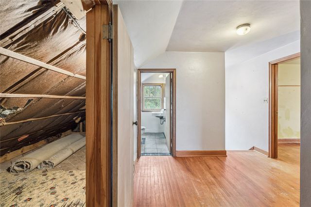 1495 Hickory Avenue, New Sharon, IA 50207