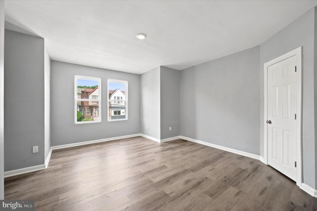 5739 N 12TH ST, Philadelphia, PA 19141
