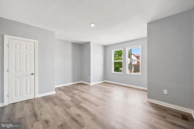 5739 N 12TH ST, Philadelphia, PA 19141