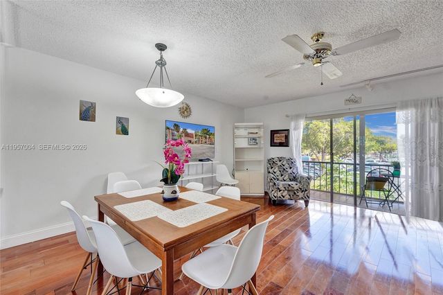 8260 SW 24th St 6210, North Lauderdale, FL 33068